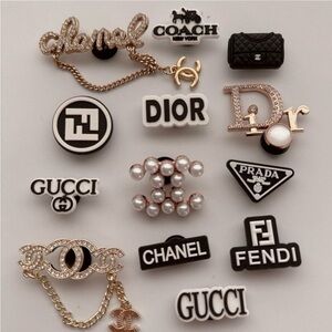 13 shoe charms